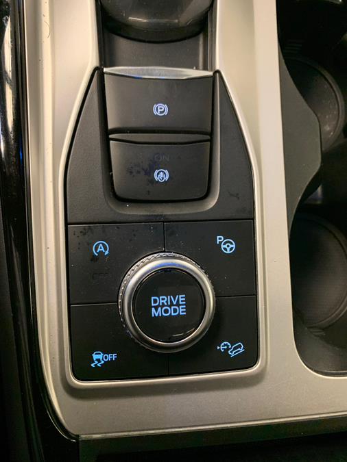 2022 Ford Explorer ST 4WD photo