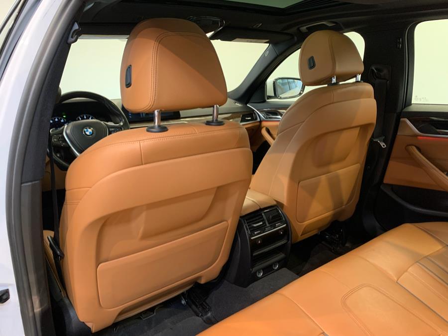2017 BMW 5-Series 530i xDrive Sedan photo