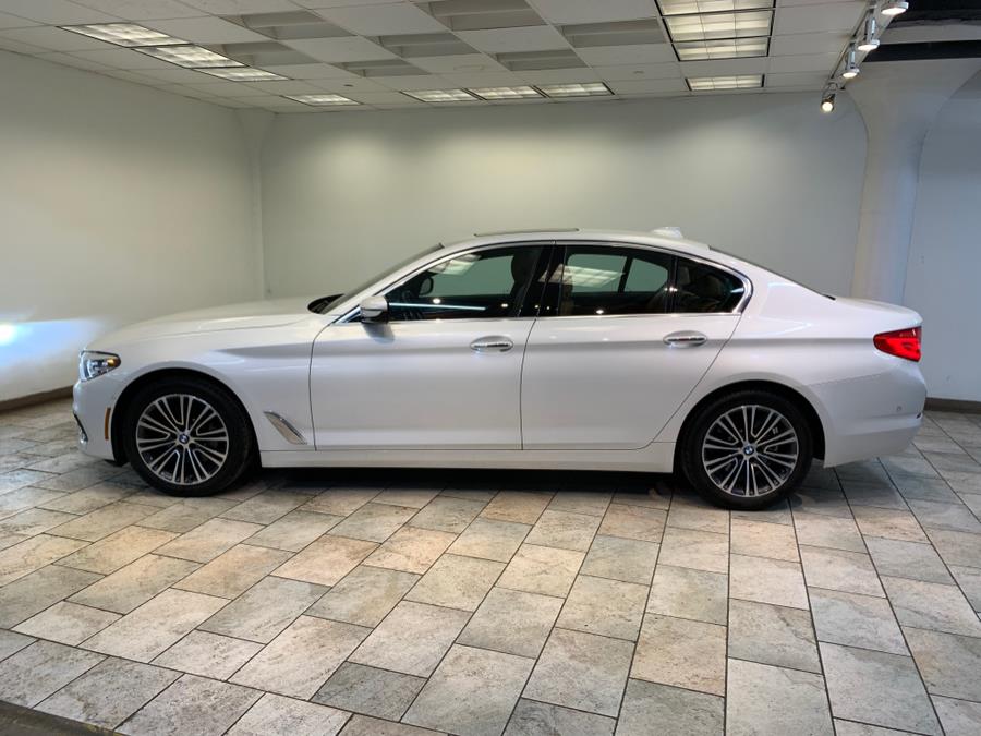 2017 BMW 5-Series 530i xDrive Sedan photo