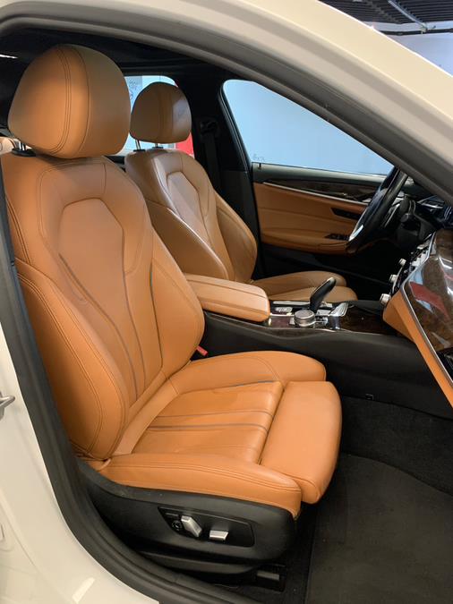 2017 BMW 5-Series 530i xDrive Sedan photo