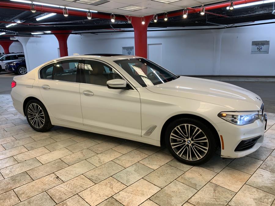 2017 BMW 5-Series 530i xDrive Sedan photo