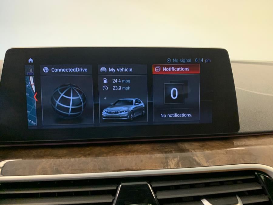 2017 BMW 5-Series 530i xDrive Sedan photo