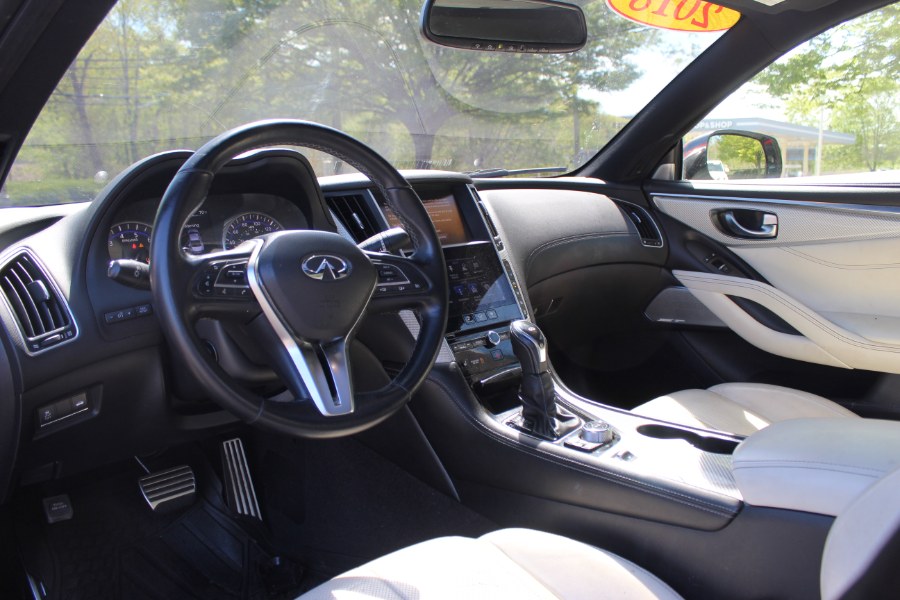 2018 Infiniti Q60 RED SPORT 400 AWD photo