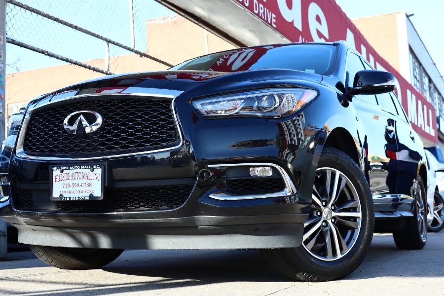 2017 Infiniti QX60 AWD photo