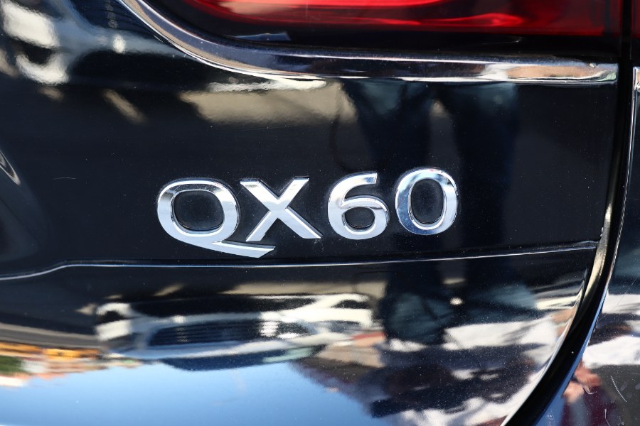 2017 Infiniti QX60 AWD photo