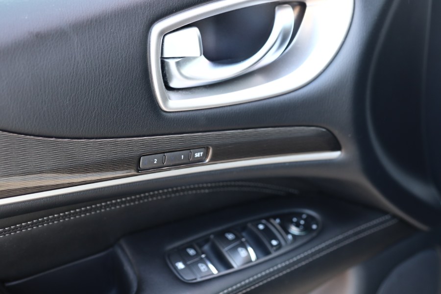 2018 Infiniti QX60 FWD photo