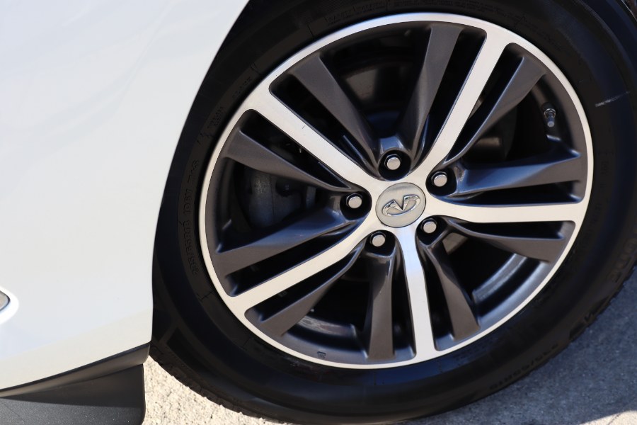 2018 Infiniti QX60 FWD photo