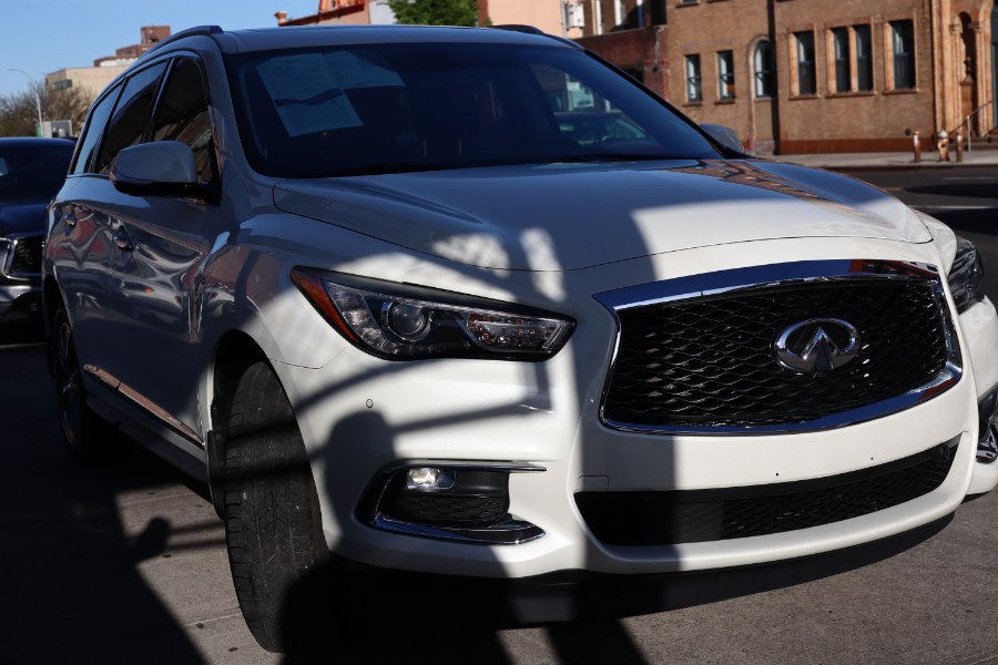 2018 Infiniti QX60 FWD photo