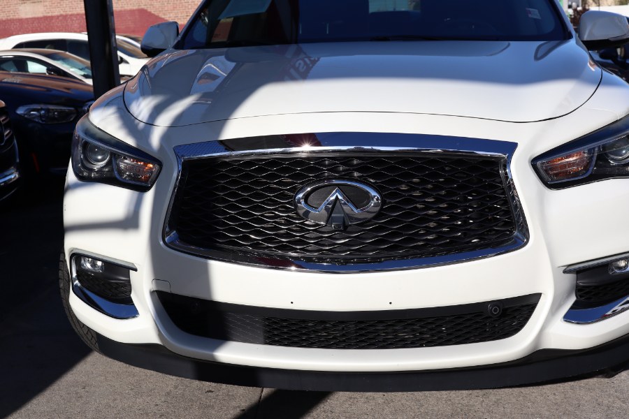 2018 Infiniti QX60 FWD photo