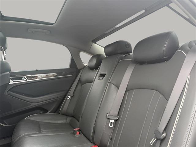 2015 Hyundai Genesis 3.8L photo