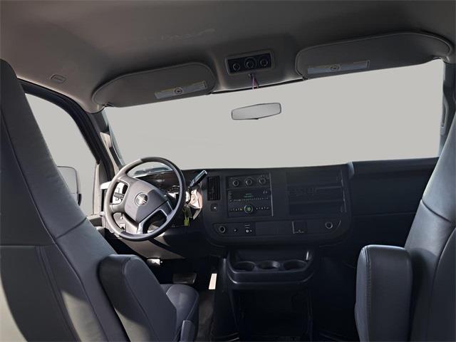 2016 GMC Savana 2500 LS photo