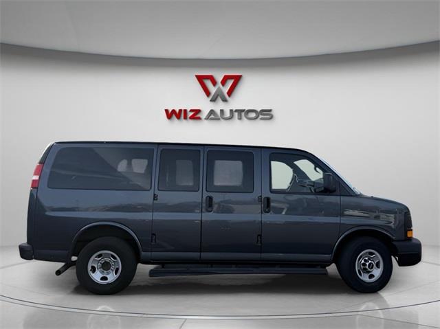 2016 GMC Savana 2500 LS photo