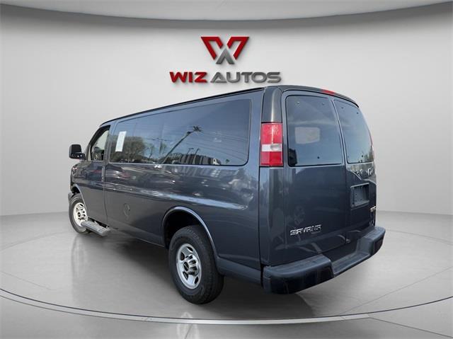 2016 GMC Savana 2500 LS photo