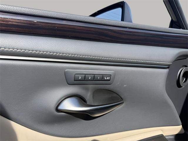 2021 Lexus ES Es photo