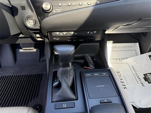2021 Lexus ES Es photo