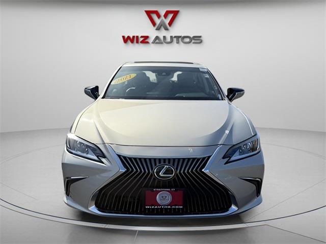 2021 Lexus ES Es photo