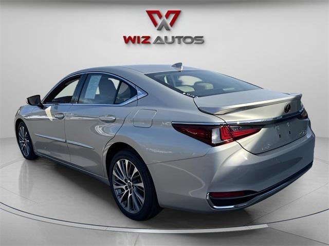 2021 Lexus ES Es photo