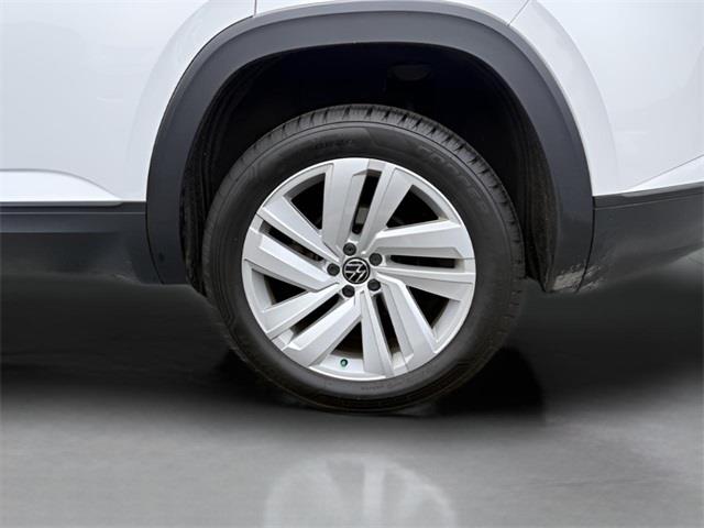 2022 Volkswagen Atlas Cross Sport 2.0T SE w/Technology photo