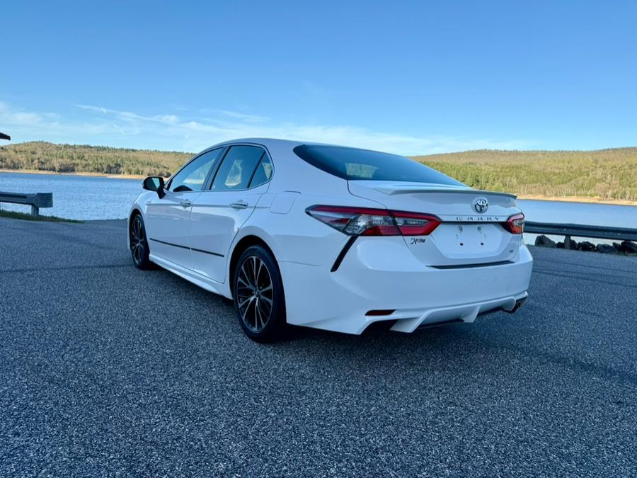 2018 Toyota Camry SE Auto (Natl) photo