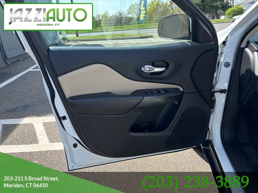 2015 Jeep Cherokee 4WD 4dr Limited photo