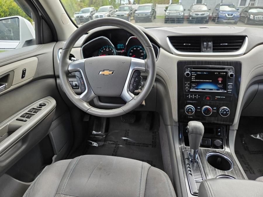 2016 Chevrolet Traverse AWD 4dr LT w/1LT photo
