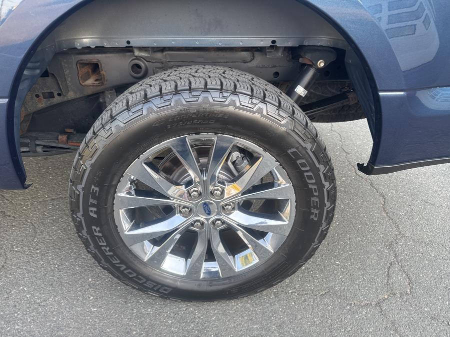 2017 Ford F-150 XLT 4WD SuperCrew 5.5'' Box photo