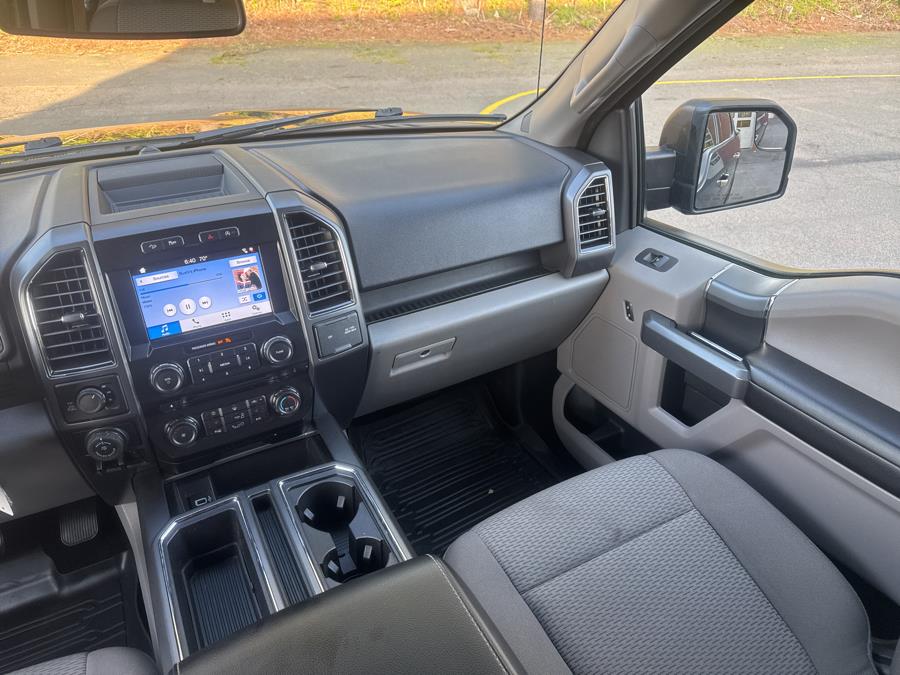 2017 Ford F-150 XLT 4WD SuperCrew 5.5'' Box photo