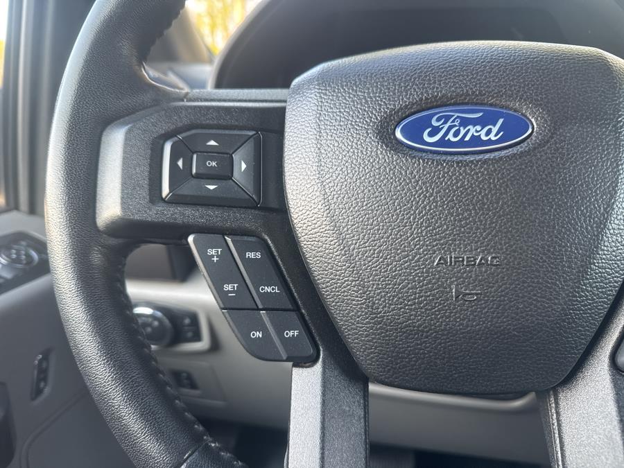 2017 Ford F-150 XLT 4WD SuperCrew 5.5'' Box photo