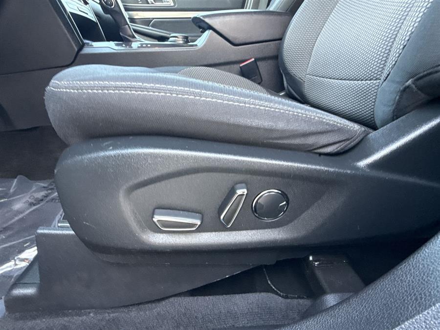 2018 Ford Explorer XLT photo