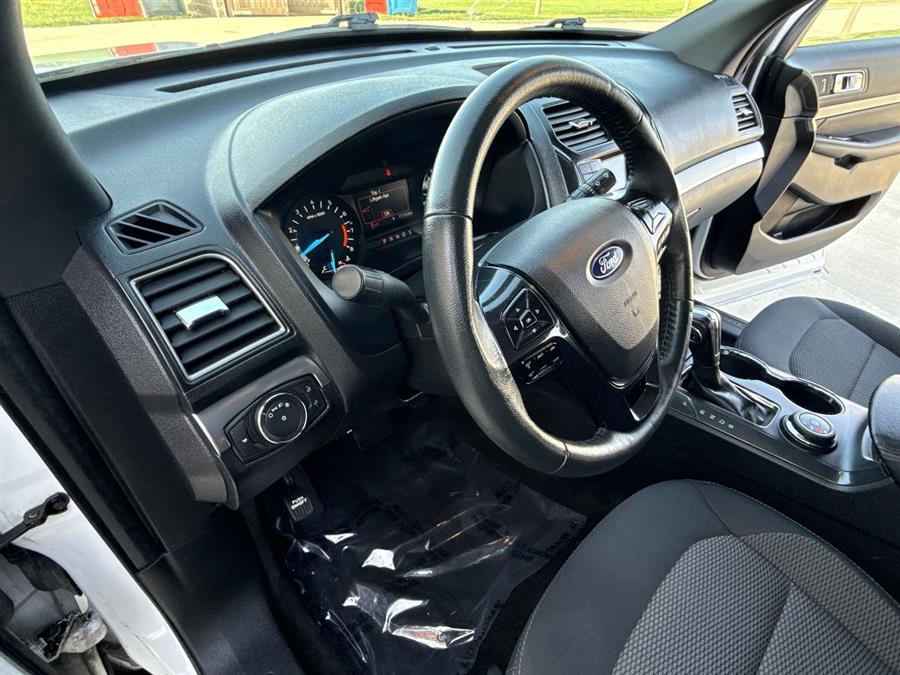 2018 Ford Explorer XLT photo