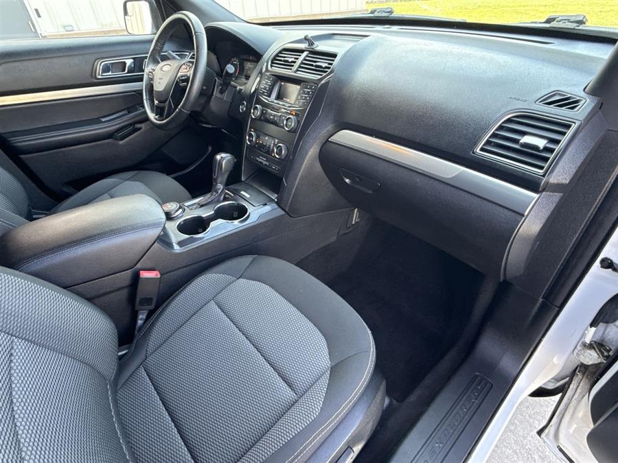 2018 Ford Explorer XLT photo