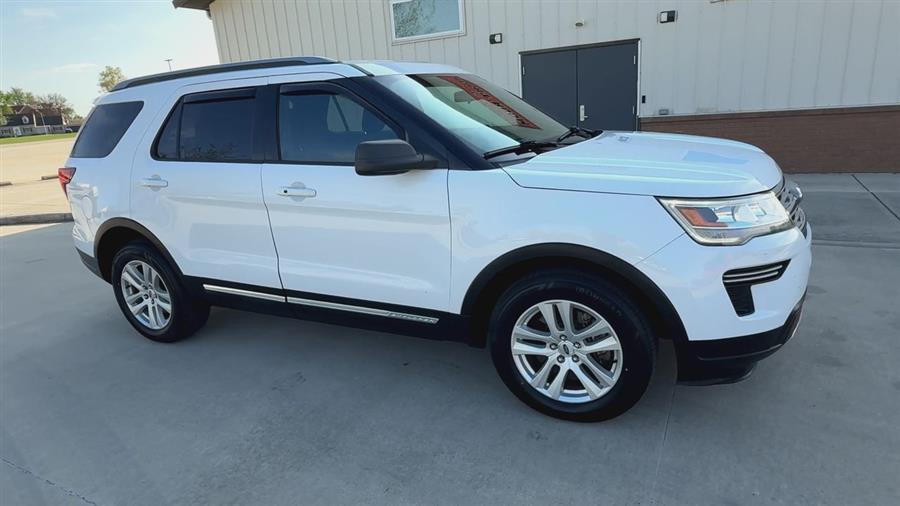 2018 Ford Explorer XLT photo