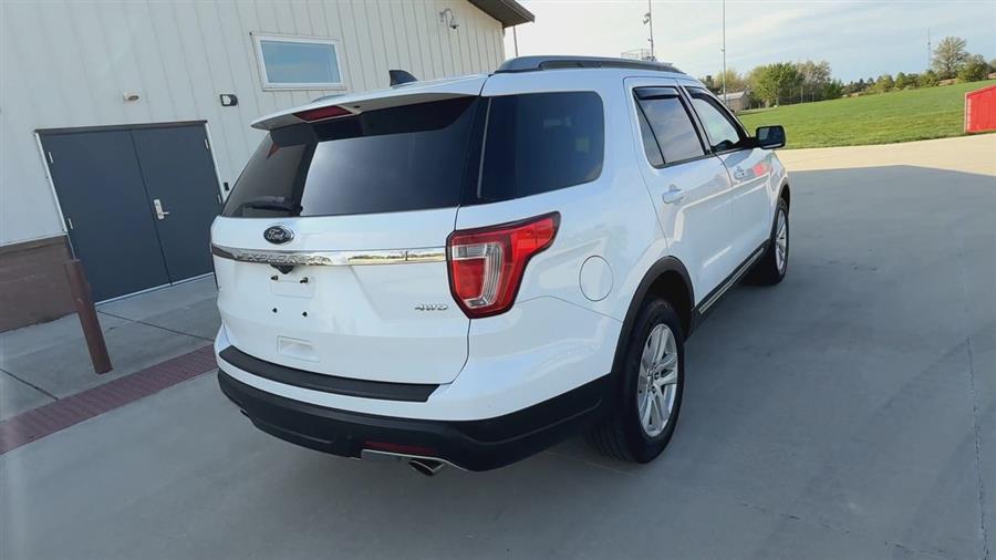 2018 Ford Explorer XLT photo
