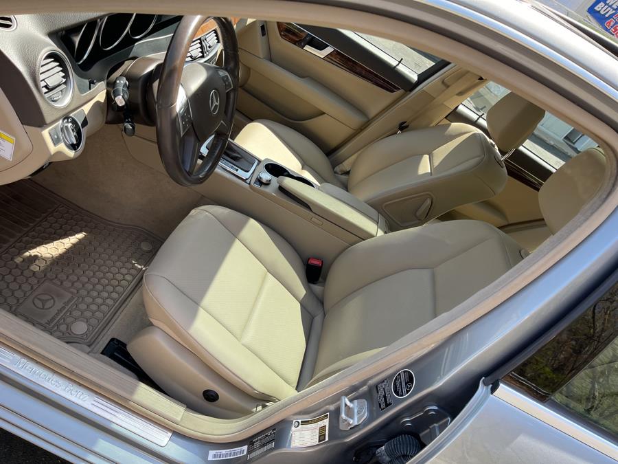 2014 Mercedes-Benz C-Class C300 4MATIC Luxury photo