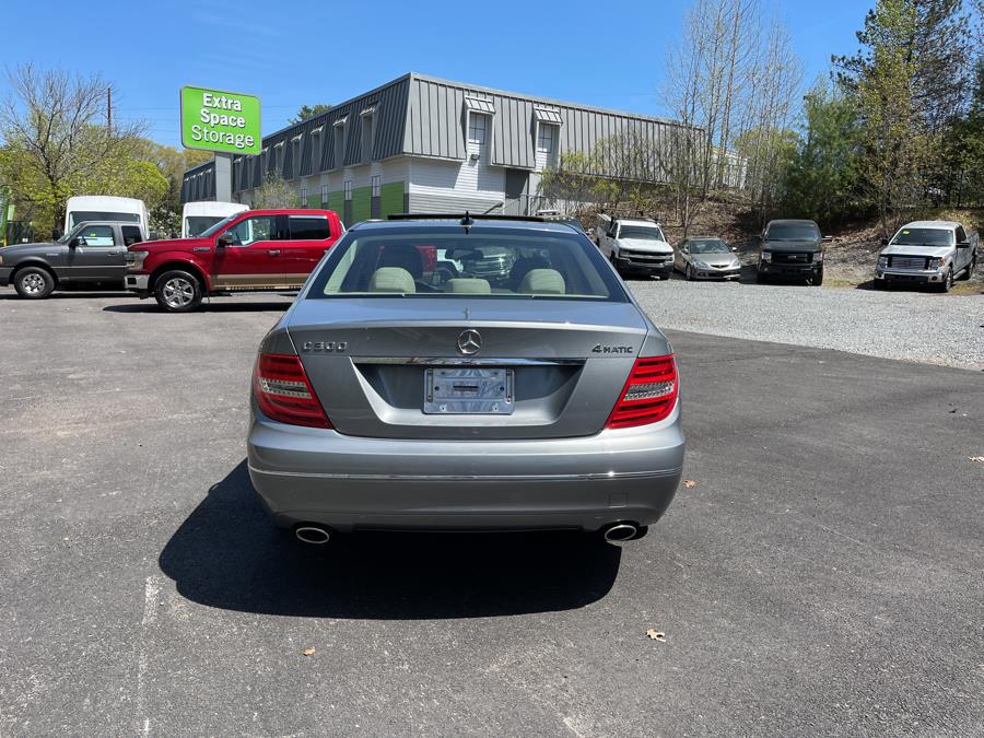 2014 Mercedes-Benz C-Class C300 4MATIC Luxury photo