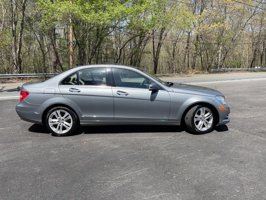 2014 Mercedes-Benz C-Class C300 4MATIC Luxury photo