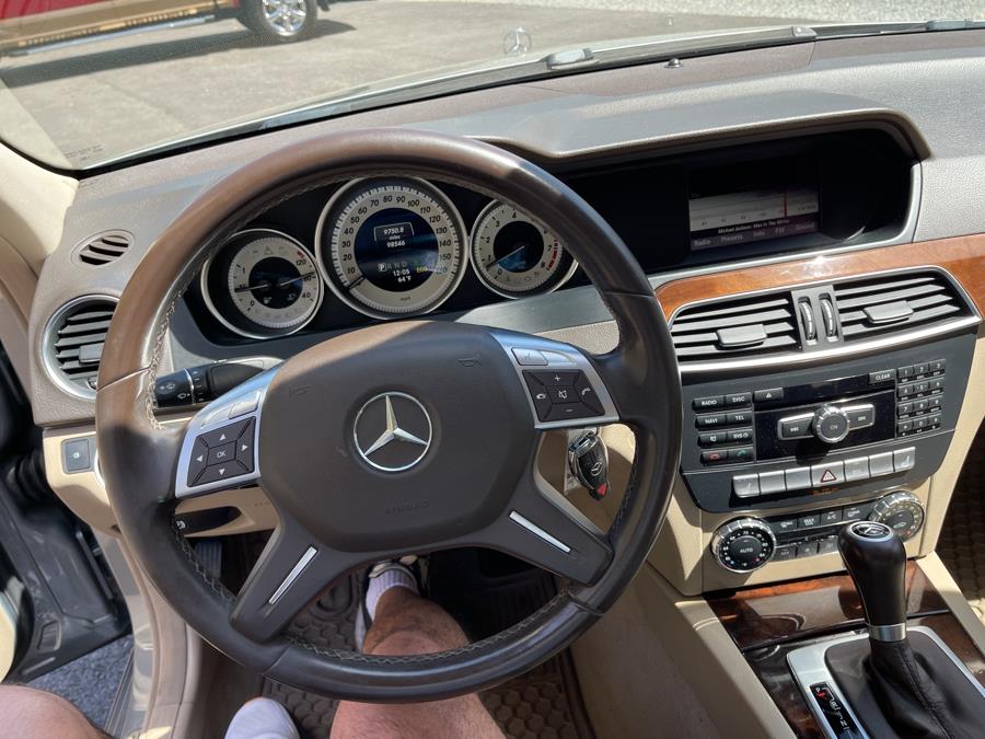 2014 Mercedes-Benz C-Class C300 4MATIC Luxury photo