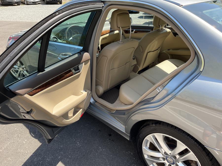 2014 Mercedes-Benz C-Class C300 4MATIC Luxury photo