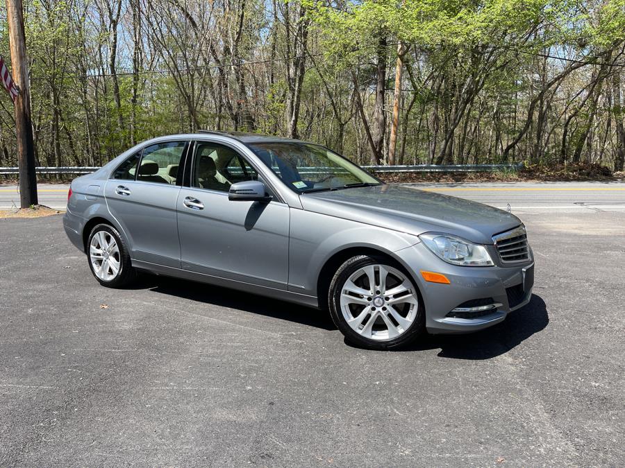 2014 Mercedes-Benz C-Class C300 4MATIC Luxury photo