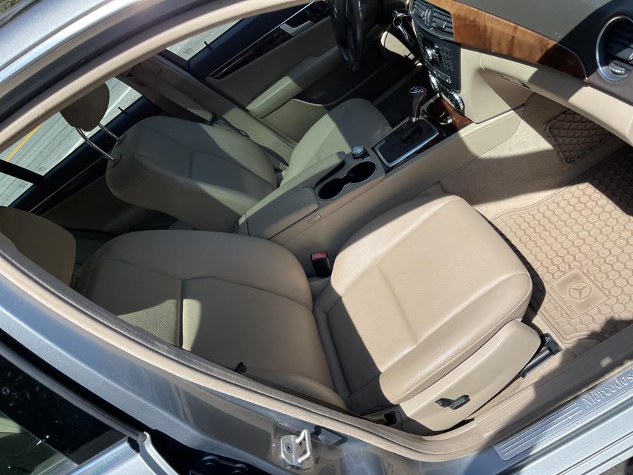 2014 Mercedes-Benz C-Class C300 4MATIC Luxury photo
