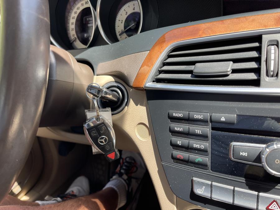 2014 Mercedes-Benz C-Class C300 4MATIC Luxury photo