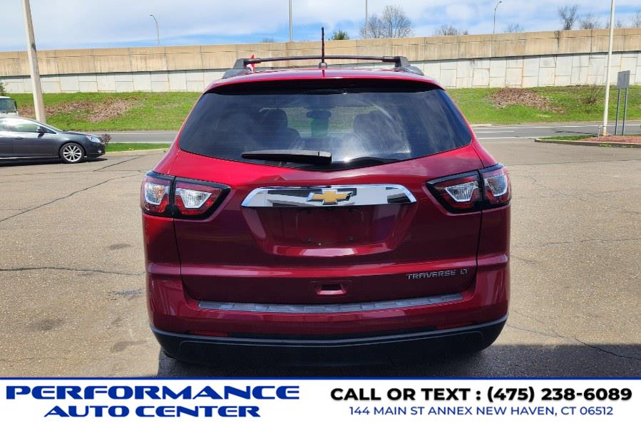 2013 Chevrolet Traverse LT photo