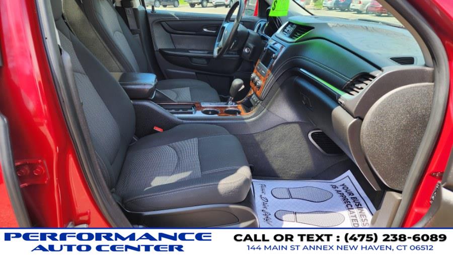 2013 Chevrolet Traverse LT photo