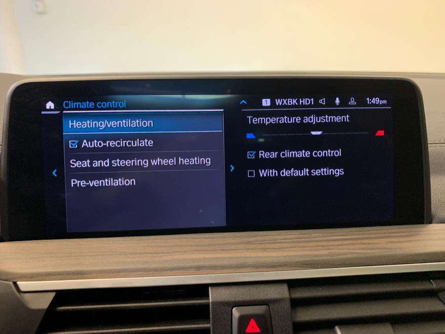 2021 BMW X4 M40i Sports Activity Coupe photo