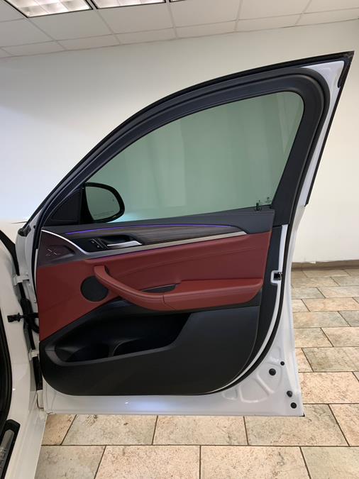 2021 BMW X4 M40i Sports Activity Coupe photo