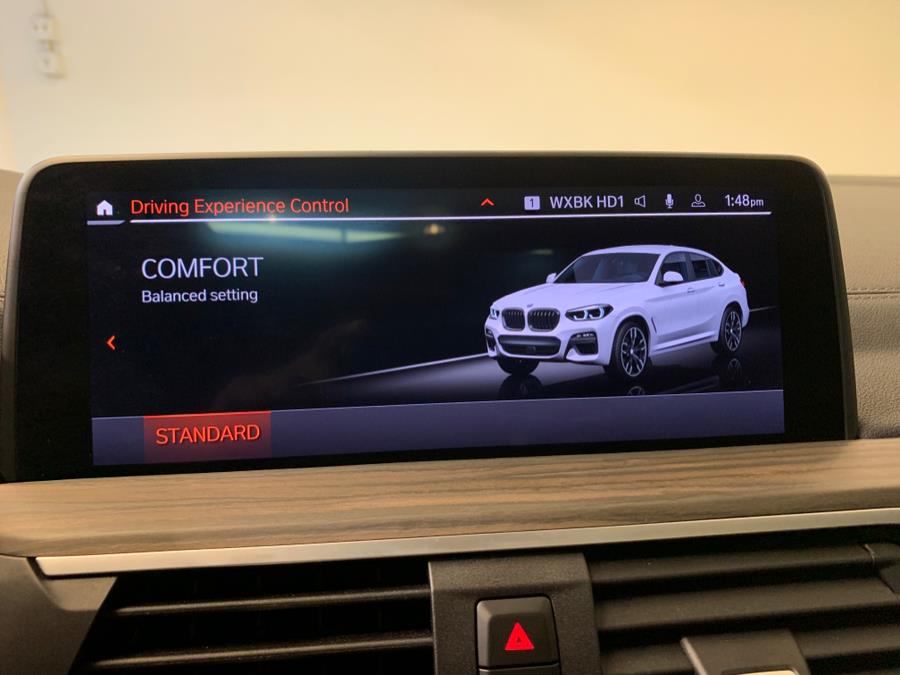 2021 BMW X4 M40i Sports Activity Coupe photo