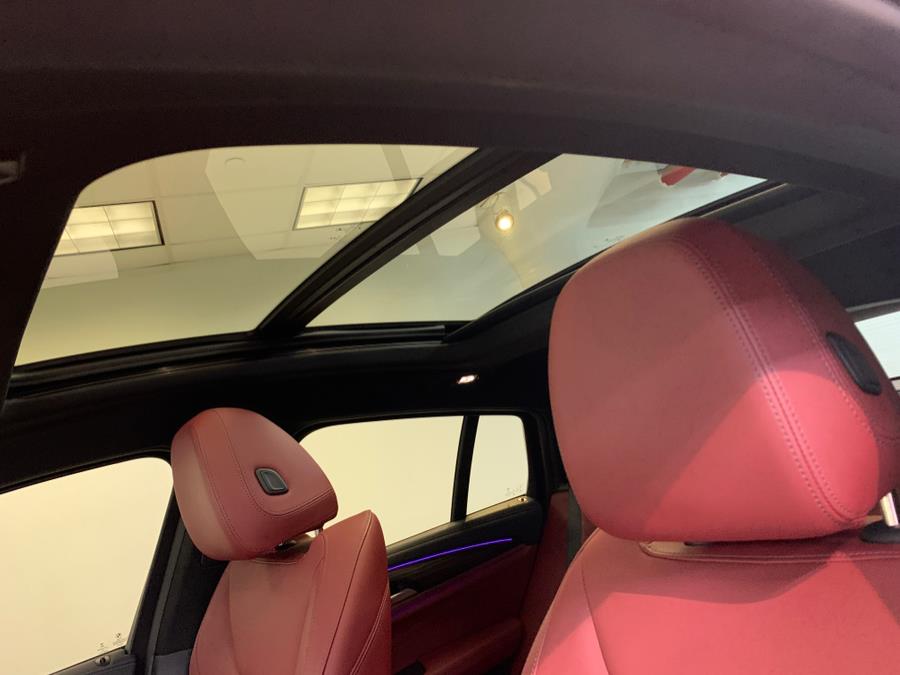 2021 BMW X4 M40i Sports Activity Coupe photo