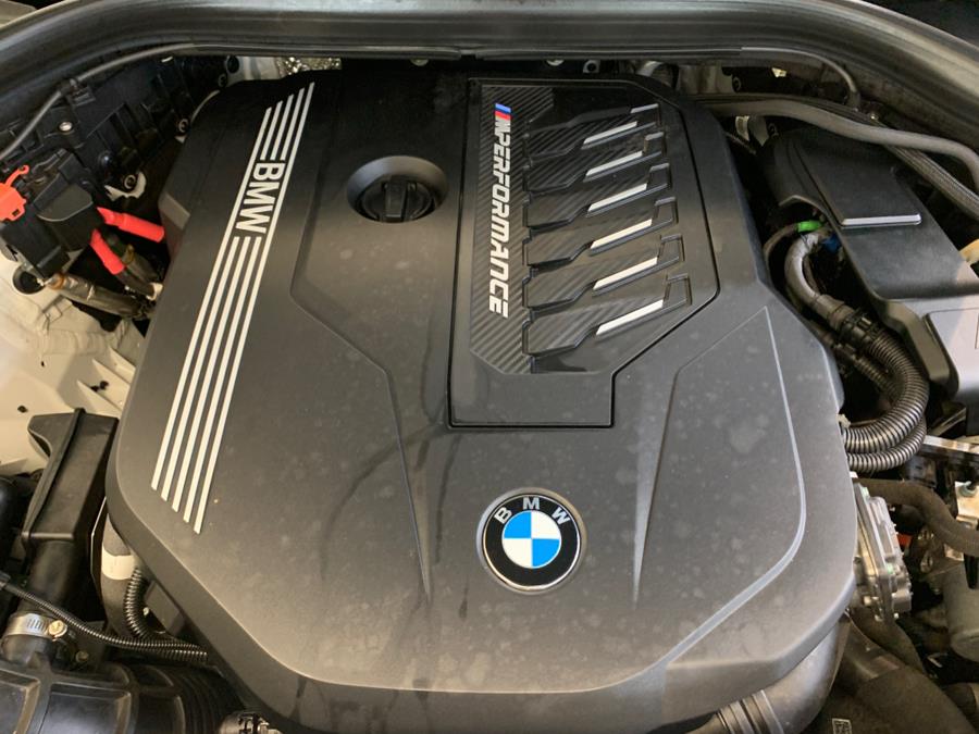 2021 BMW X4 M40i Sports Activity Coupe photo