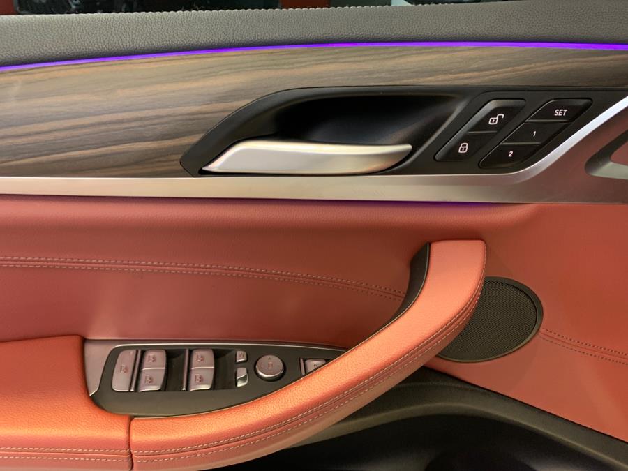2021 BMW X4 M40i Sports Activity Coupe photo