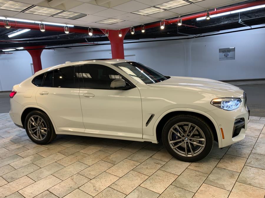 2021 BMW X4 M40i Sports Activity Coupe photo